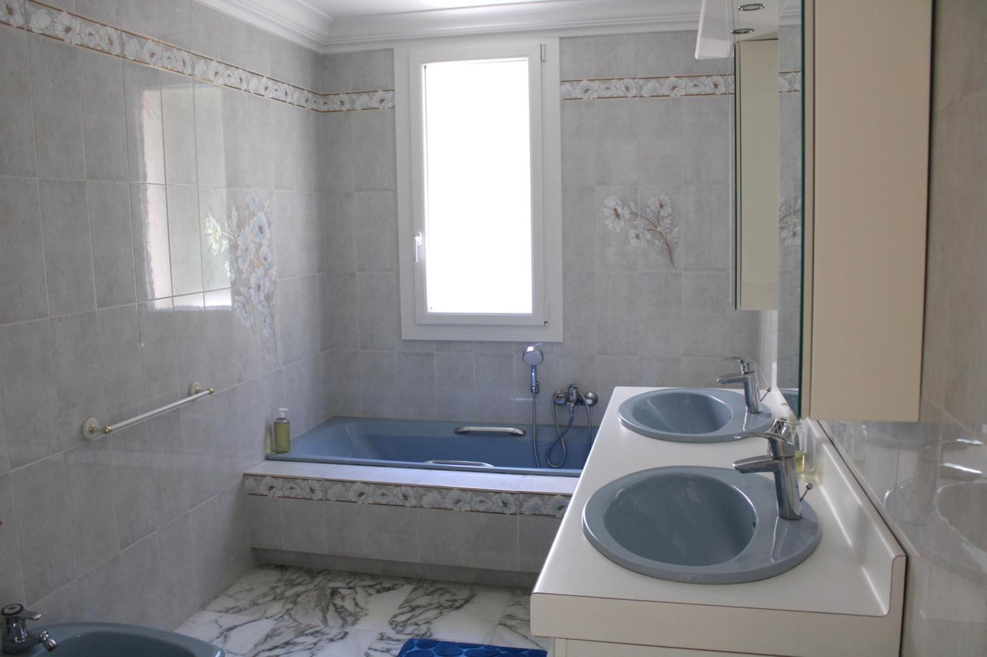 Rez De Jardin De 65M2 Dans Villa A Nice Luaran gambar